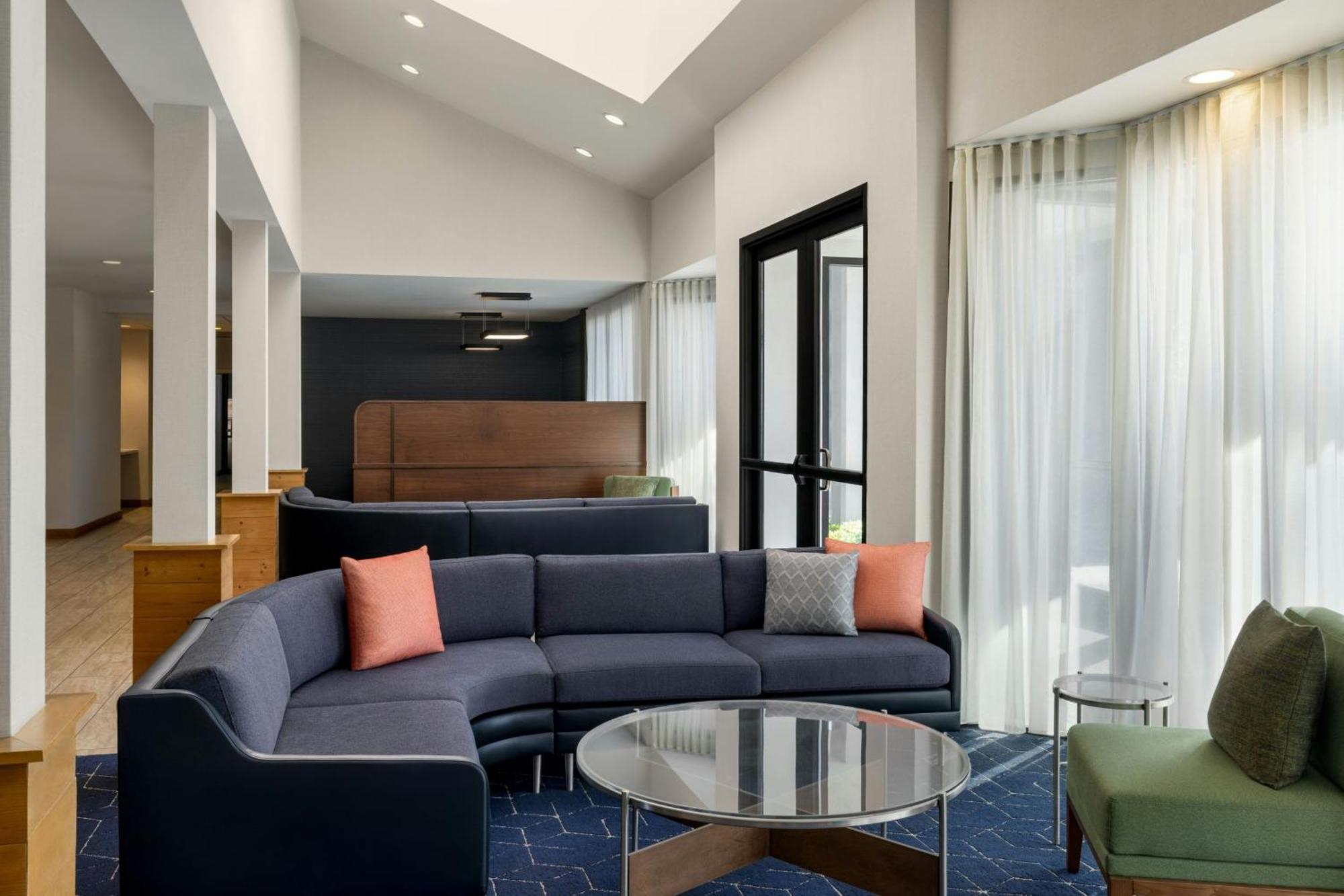 Courtyard Atlanta Northlake Tucker Exterior foto